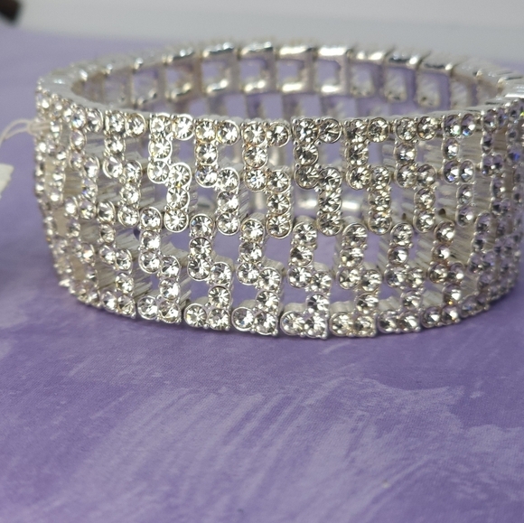 NWT Vintage Monet Silver Tone Crystal Rhinestone Chunky Stretch Bracelet - Picture 5 of 8